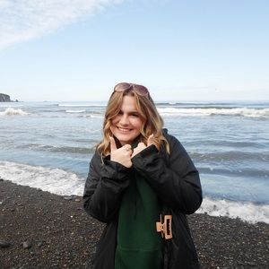 Meet your Posher, Kenzie